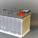 Quali sono i vantaggi delle batterie al piombo