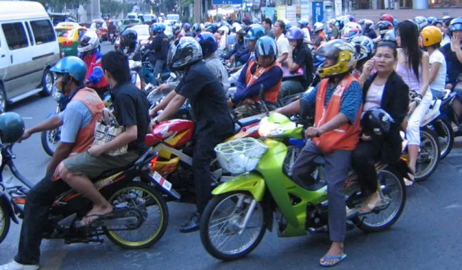 Pericolo scooter elettrici, le batterie scariche scoppiano