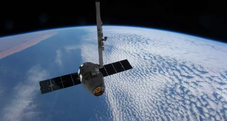 40 satelliti SpaceX si perdono nell'atmosfera