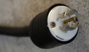 Prese elettriche nel mondo non sono certo tutte uguali