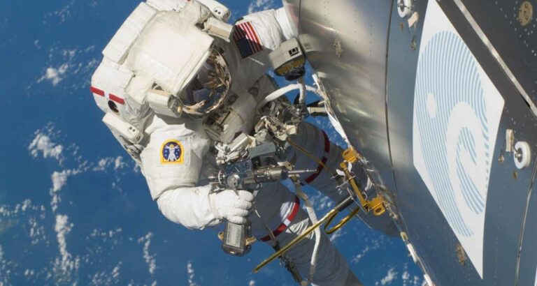 Stati Uniti: Sulla ISS almeno fino al 2030